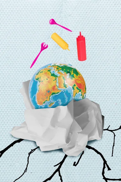 Collage Foto Póster Planeta Tierra Esfera Contaminación Basura Utensilios Plástico — Foto de Stock
