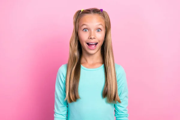 Portrait Astonished Positive Girl Open Mouth Unbelievable Isolated Pink Color — Foto de Stock