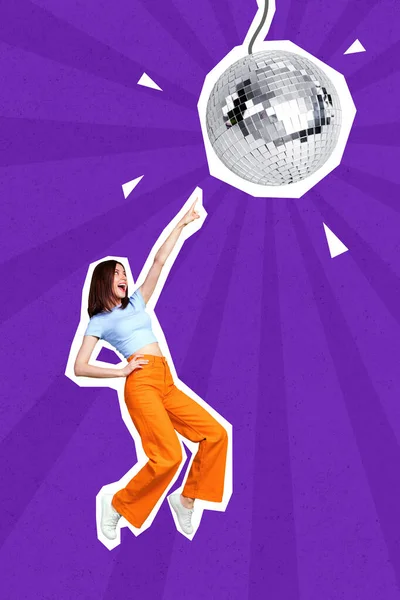コラージュ3D画像のピンナップポップレトロスケッチの幸せな笑顔女性ダンスポインティング指ディスコボール孤立絵画背景 — ストック写真