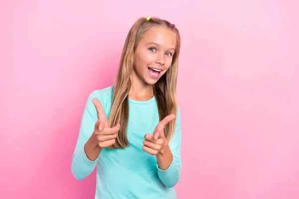 Photo Preteen Youngster Schoolkid Girl Excited Positive Mood Fingers Pointing — Stockfoto