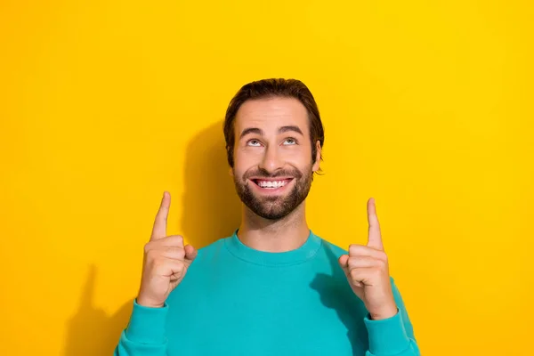 Photo Handsome Attractive Toothy Beaming Smile Guy Look Direct Fingers — Stockfoto