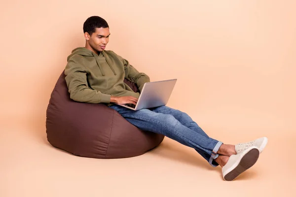 Full Length Photo Intelligent Focused Man Use Macbook Typing Codding — Stok fotoğraf