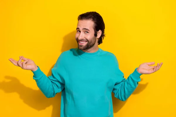 Photo Funny Funky Guy Dressed Teal Outfit Smiling Shrugging Shoulders — Foto Stock