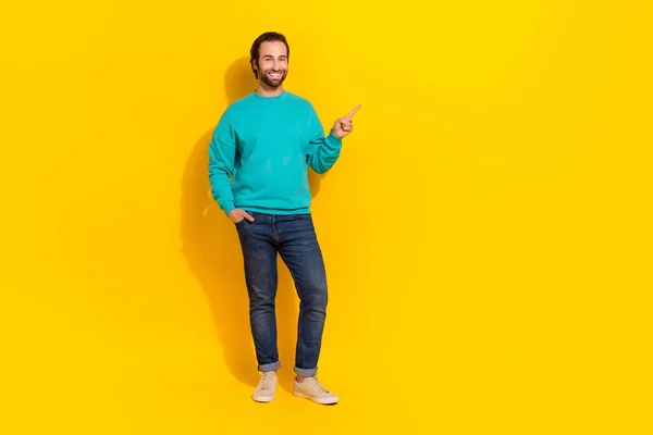 Full Length Photo Cool Excited Man Wear Turquoise Clothes Pointing — Stockfoto