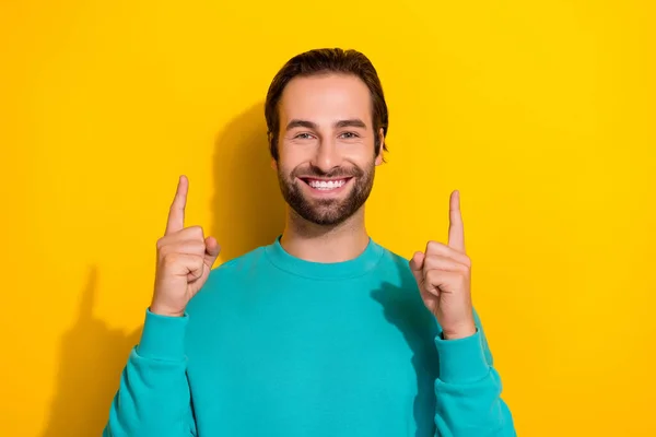 Photo Young Positive Cheerful Satisfied Glad Smiling Brunet Hair Guy — Stockfoto