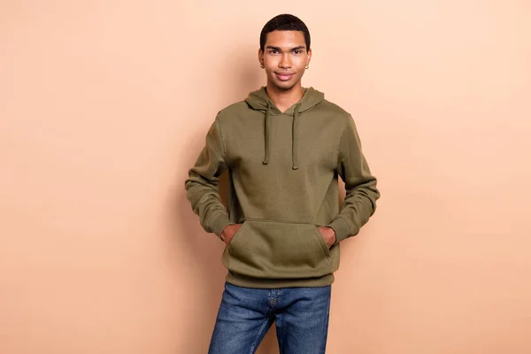 Photo Confident Positive Man Wear Green Khaki Sweatshirt Hands Arms —  Fotos de Stock