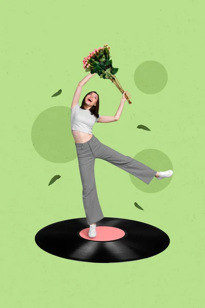 コラージュ3D画像のピンナップポップレトロスケッチの若い魅力的なかわいい女性保持花束ダンスビニールレトロヴィンテージレコーダー — ストック写真