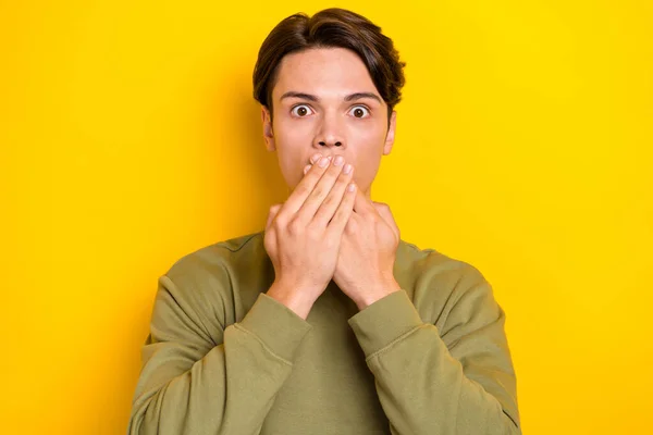 Photo Worried Nervous Man Wear Khaki Clothes Cover Lips Mouth — Stockfoto