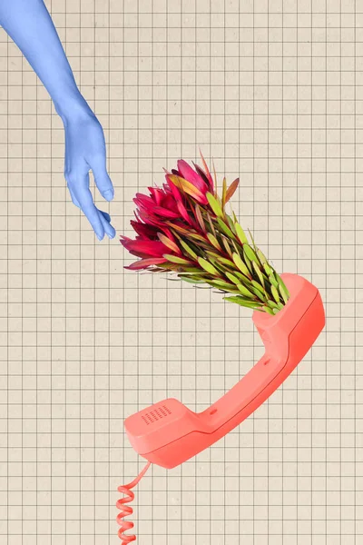 独创的人臂图片拼贴 手持电话手机 在彩绘的背景下 在里面绽放鲜花 — 图库照片