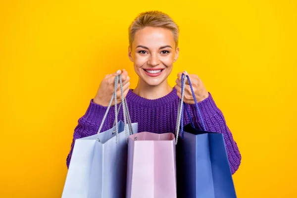 Portrait Optimistic Satisfied Woman Short Hair Violet Sweater Hold Shopping —  Fotos de Stock