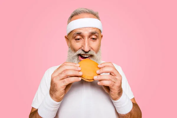 Close Modern Athlete Cool Grey Haired Pensioner Grandpa Hold Yummy — Stockfoto
