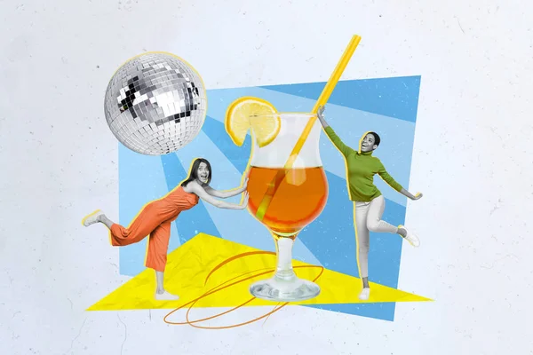 フォトバナー創造的なコラージュデザインアペロールスプリッツカクテル広告オープン夏のナイトクラブディスコボール女の子白の背景に隔離 — ストック写真