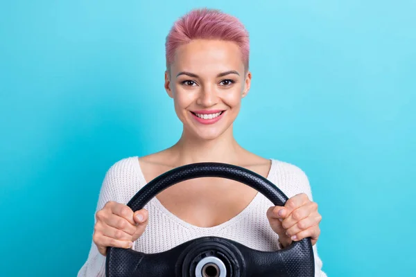 Foto Portret Van Optimistisch Vrolijk Meisje Rijden Haar Dure Auto — Stockfoto