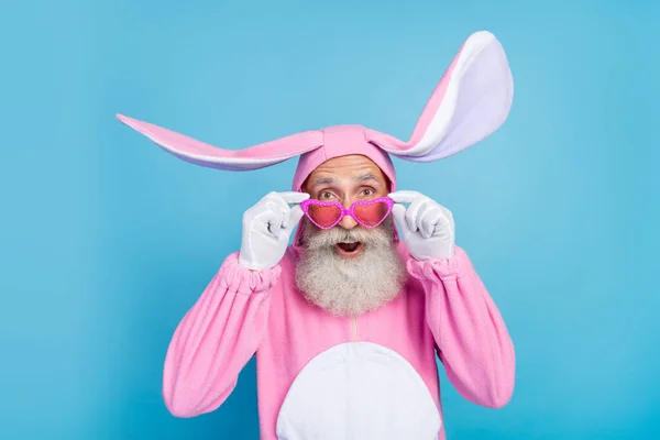 Photo Positive Impressed Retired Guy Wear Pink Hare Sleepwear Hands — Zdjęcie stockowe
