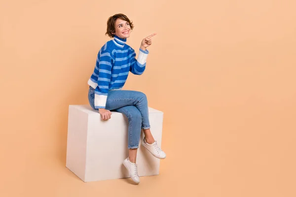 Full Length Photo Dreamy Sweet Woman Dressed Striped Sweater Pointing — 图库照片