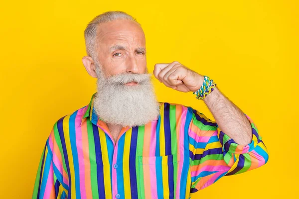 Portrait Cool Optimistic Nice Old Man Long Beard Wear Colorful — Fotografia de Stock