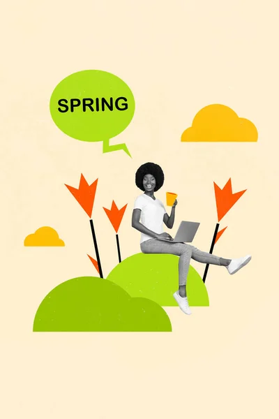 它的专业女孩坐着公园享受户外工作春天温暖的天气喝着美味的茶有快速上网的拼贴照片 — 图库照片