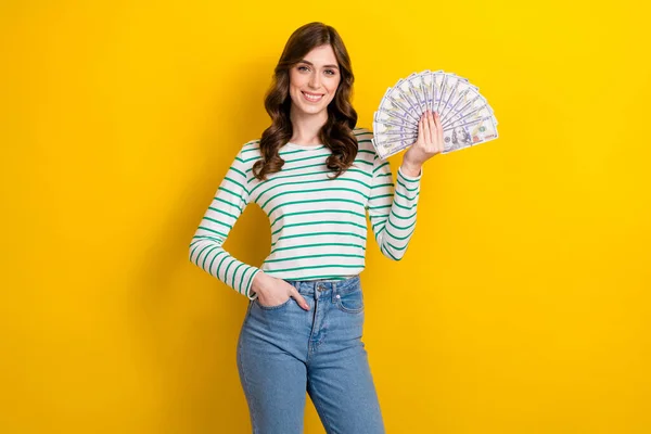 Foto Portrét Atraktivní Mladé Ženy Držet Peníze Bankovky Ventilátor Oblečený — Stock fotografie