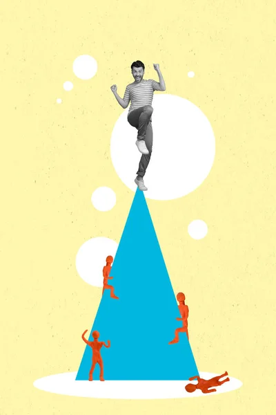 Креативный Веб Коллаж Успешного Бизнес Парня Достигшего Вершины Треугольника Достижений — стоковое фото