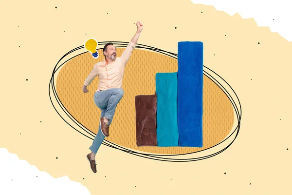 Creatieve Collage Beeld Van Gekke Mini Man Springen Groeiende Kaart — Stockfoto