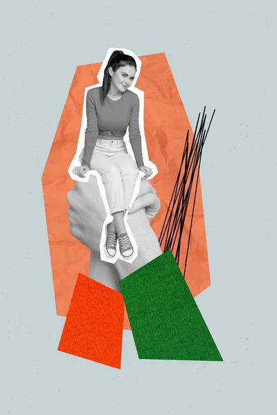 縦コラージュ画像のミニ正の女の子黒白ガンマ座って二本の腕の握手孤立した創造的な背景 — ストック写真