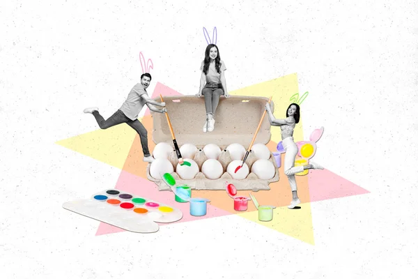 Los Amigos Creativos Preparación Del Collage Divierten Pintando Los Huevos —  Fotos de Stock