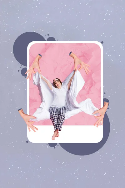 Imagem Colagem Vertical Braços Dedos Segurar Cobertor Mini Menina Positiva — Fotografia de Stock