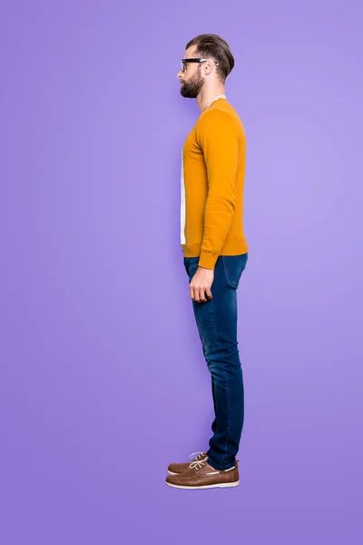 Ganzkörper Seitenansicht Portrait Snap Von Trendigen Attraktiven Schneiderin Mit Zentimeter — Stockfoto