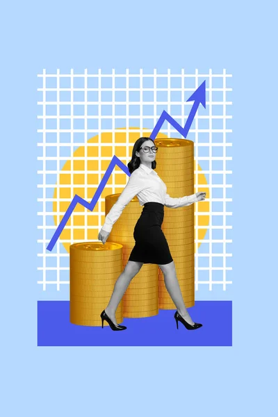 Вертикальный Креативный Коллаж Образ Уверенной Ходячей Женщины Менеджера Трейдера Успешной — стоковое фото