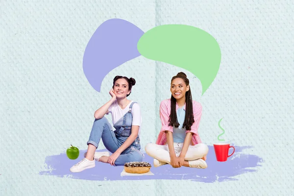 Collage Diseño Creativo Dos Chicas Jóvenes Escalofriantes Sentadas Conversación Chatterbox —  Fotos de Stock