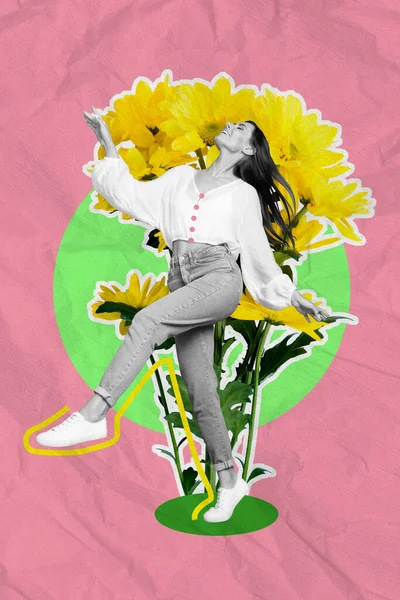 粉红背景下的小而快乐的黑白花女孩跳着大大的新鲜菊花的垂直拼贴图片 — 图库照片