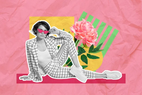 创意杂志模板图片拼贴冷静的企业女性员工庆祝3月8日与粉红牡丹 — 图库照片
