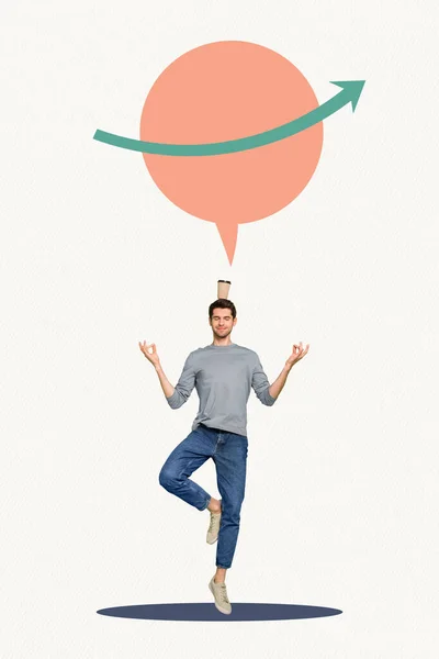 縦コラージュ写真の正男スタンド1脚瞑想コーヒーカップ頭矢印アップバブル絶縁上の創造的な背景 — ストック写真