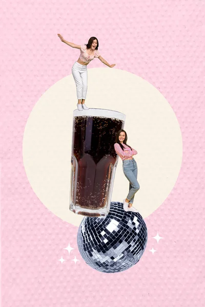 Vertikal Pinup Pop Collage Foto Affisch Två Bekymmerslösa Glada Vänner — Stockfoto