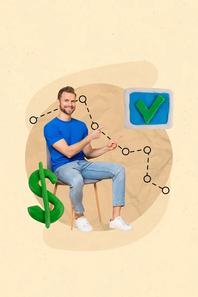 从米色背景中分离出来的开开心心的男人坐在椅子上的垂直拼贴图像 用手指检查图标塑料钱的符号 — 图库照片