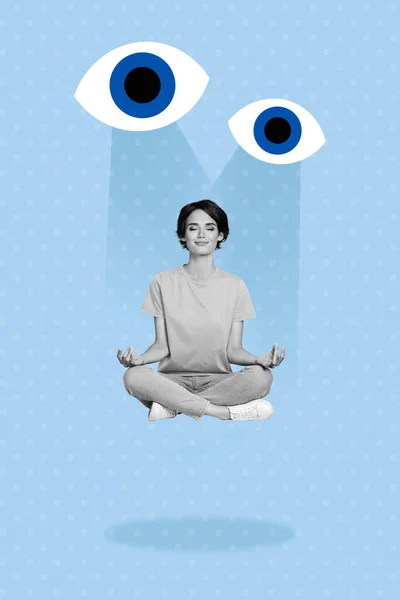 Projeto Arte Vertical Colagem Menina Sentado Olhos Fechados Meditação Preparar — Fotografia de Stock
