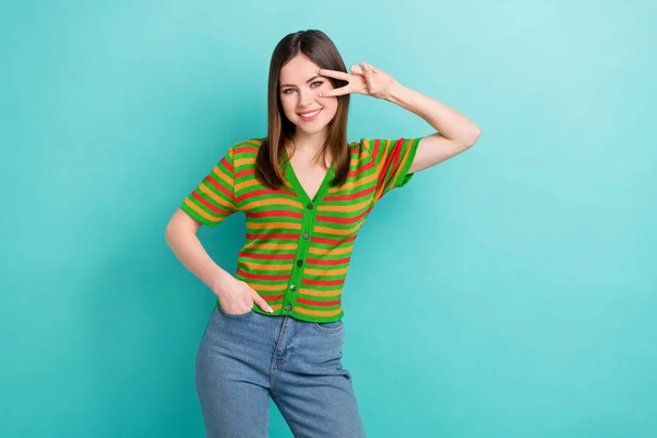 Fotografie Veselý Rád Nádherný Dáma Nosit Trendy Oblečení Rameno Sign — Stock fotografie