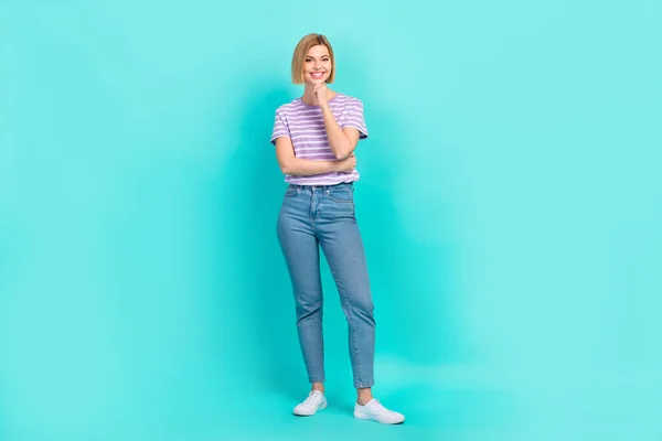 Corpo Inteiro Quadro Jovem Menina Pensativa Toque Calça Jeans Desgaste — Fotografia de Stock