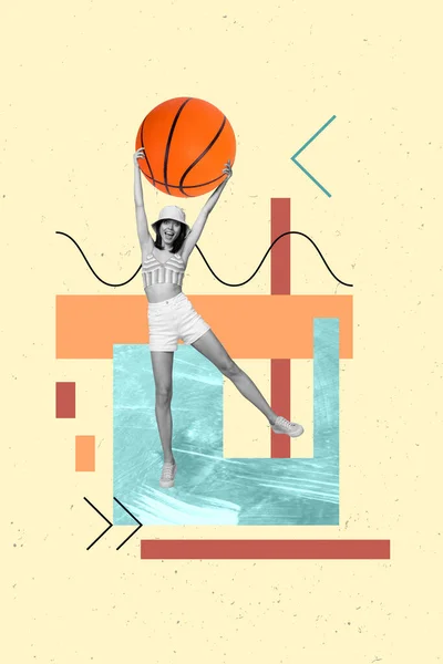 垂直アートワークフォトコラージュ若い旅行者の女性がビーチバスケットボールの試合キャッチスローボールカラフルなグラフィック描画画像を再生 — ストック写真