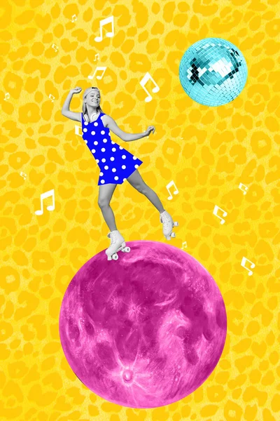 垂直的艺术品拼贴华丽的年轻女子在粉色月亮上跳舞滑行奇幻概念豹图片背景 — 图库照片