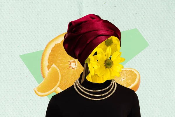 アートワークコラージュ絵のエレガントなアフリカの服の少女デイジーの花の代わりに創造的な紙の背景に孤立オレンジ果実スライスに直面 — ストック写真