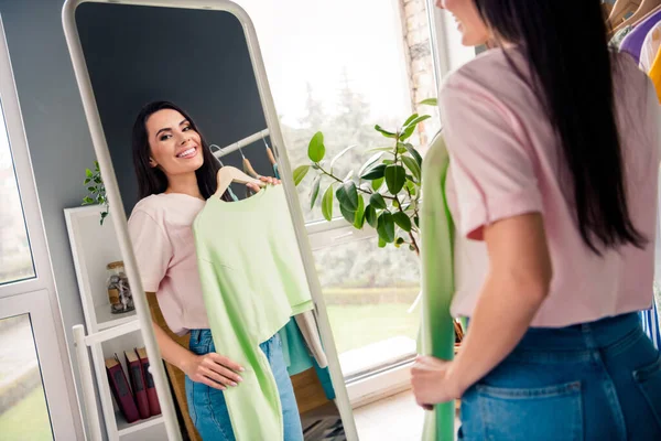 Fényképezés Positive Lady Shopaholic Look Mirror Try Green Shirt Enjoy — Stock Fotó