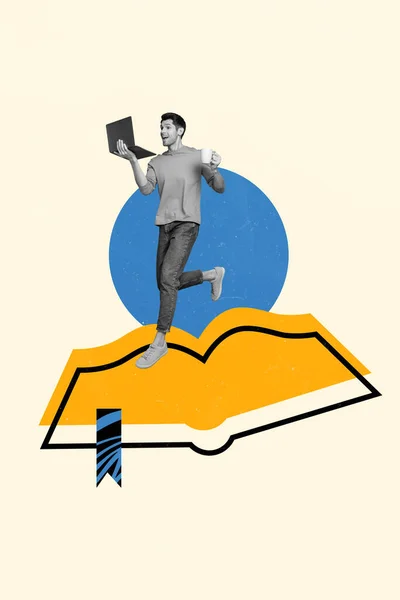 若い勤勉な学生の男の垂直複合コラージュ写真スケッチの背景に孤立したラップトップで大学のリモートEbookを勉強 — ストック写真