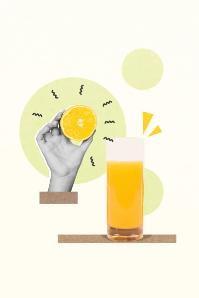 スケッチのコラージュ写真は 緑の背景に隔離された夏のガラス飲料を絞る自然なフルーツオレンジスライスを宣伝します — ストック写真