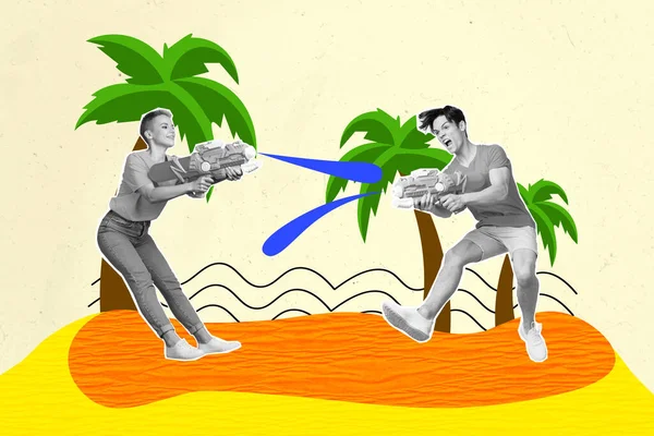 两个喜形于色的黑人白人伽马族玩水枪 飞溅的水沙棕榈树在绘画背景下的创造性拼贴图像 — 图库照片