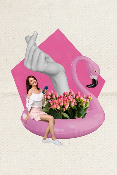 Sztuka Collage Zdjęcie Uśmiechnięta Pani Online Zamówienie Kwiaty Plaża Rzeczy — Zdjęcie stockowe
