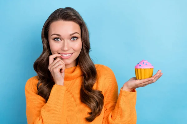 Portrait Positive Lady Holding Yummy Fresh Biscuit Want Eating Weight — Stock Photo, Image