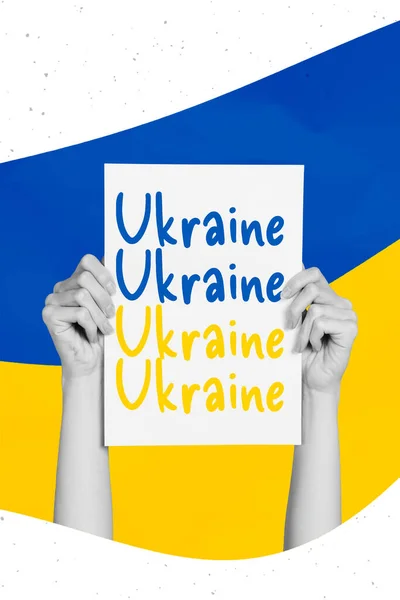 国民のシンボルフラグにウクライナの碑文とプラカードを保持活動家のテンプレートデモコラージュ戦争の概念 — ストック写真