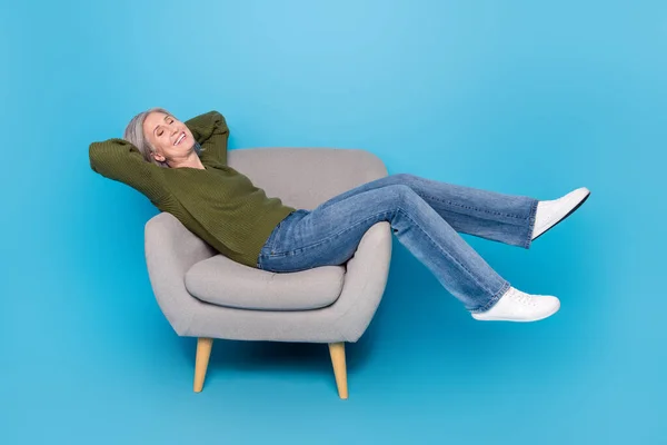 Full Body Photo Carefree Sleeping Woman Satisfied Lying Armchair Drowse — Stock Photo, Image