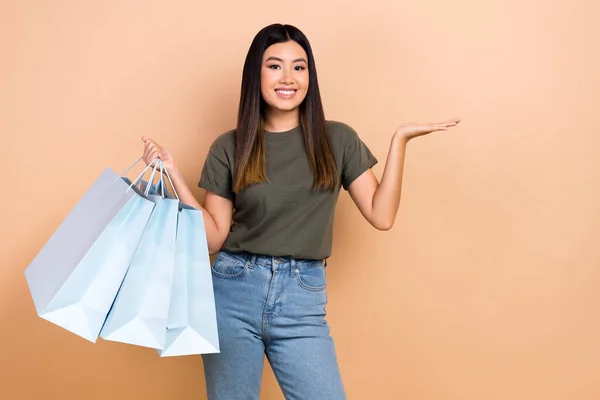 Portrait Pretty Positive Lady Hold Store Mall Bags Arm Palm — Stock Photo, Image